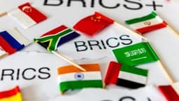 BRICS Discusses Alternative Payment Platforms to Bypass Western Financial Systems