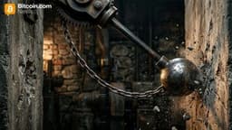 Bitcoin Swings $2,800 as Traders Dump at $77,882 Peak, Pushing Price Toward $75,100