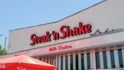 Why a Famous Burger Chain Now Calls Itself a ‘Bitcoin Company’