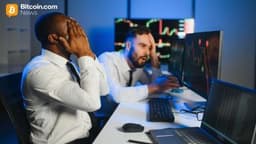 Bitcoin, Ether ETFs Outflows Deepen as Solana and XRP Stay Resilient