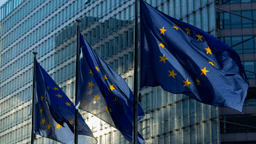 EU Empowers Regulators to Block Third-Country Crypto Platforms